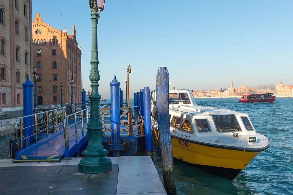 Appartamento Residenza Giudecca Molino Stucky Venezia 0*,  Italia
